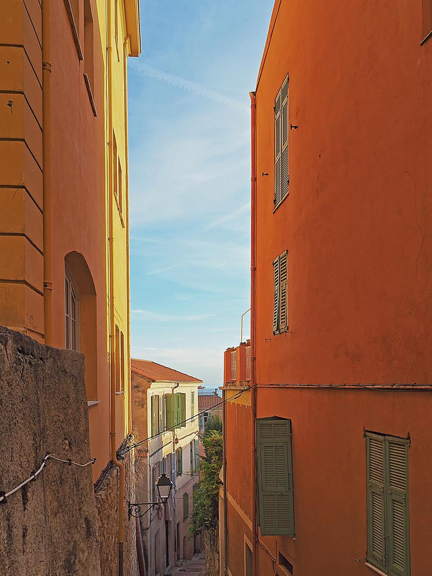 456 Chemin De La Pinede * Menton